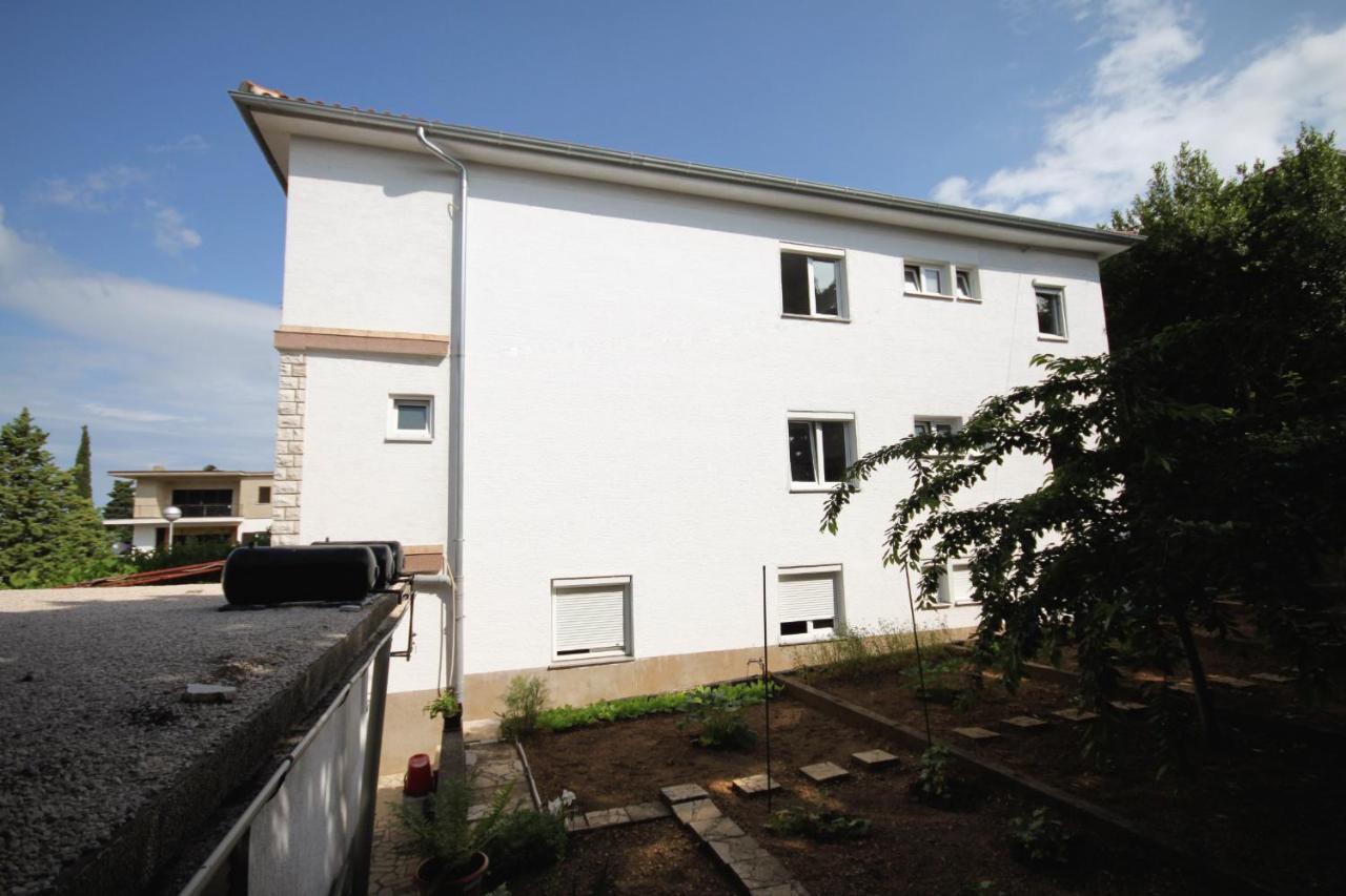 Apartment Selce 2379B Экстерьер фото